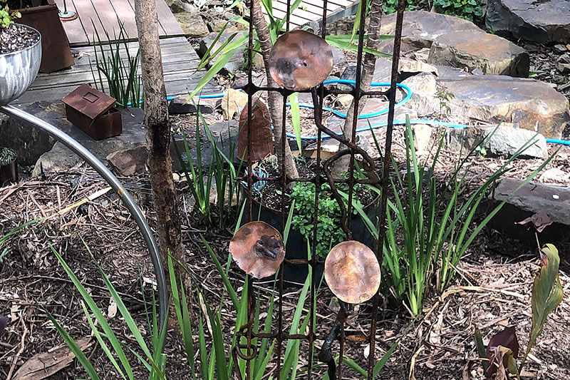 Garden decoration for outdoor made of scrap metal by Tread Sculptures in Melbourne, Australia