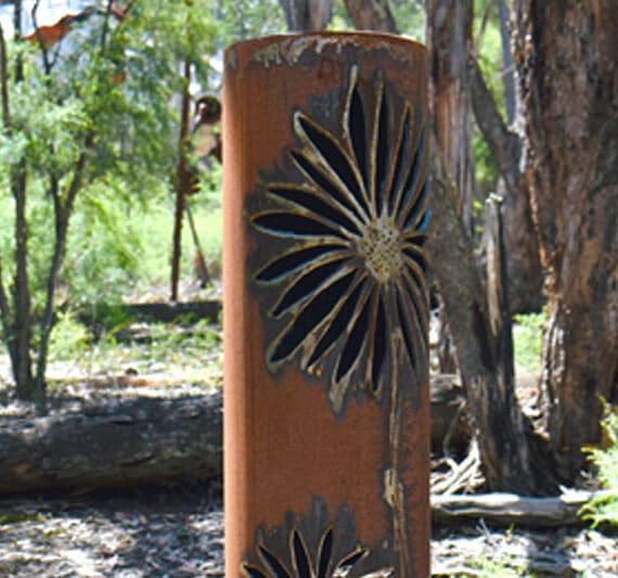Beautifully handmade scrap metal sunflower garden art by Tread Sculptures in Melbourne, Australia