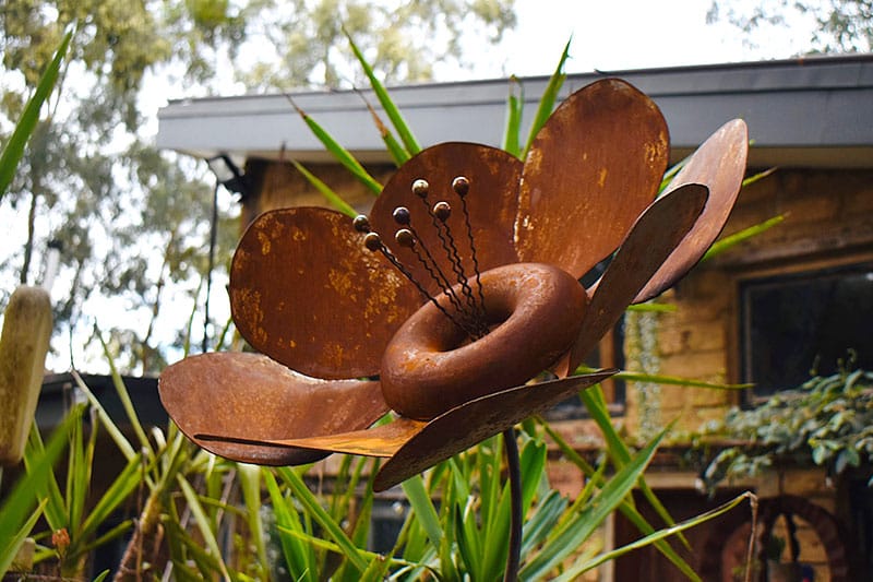 Scrap metal flower handmade by Tread Sculptures in Melbourne, Australia