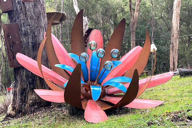 Recycled metal flower sculpture handmade by Tread Sculptures in Melbourne, Australia