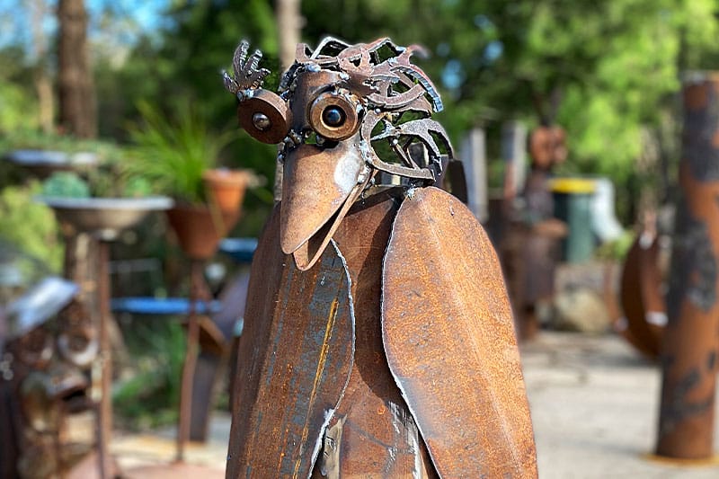Quirky scrap metal penguin made from reclaimed metal by Tread Sculptures in Melbourne, Australia
