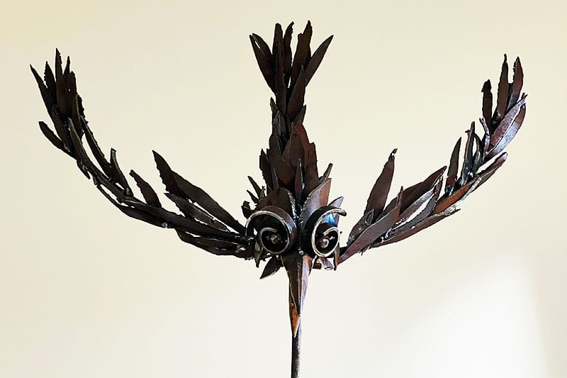 Scrap metal kingfisher sculpture handmade by Tread Sculptures in Melbourne, Australia