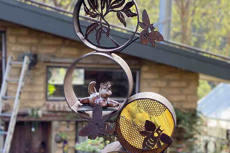 Recycled glass metal honey sculpture by Tread Sculptures