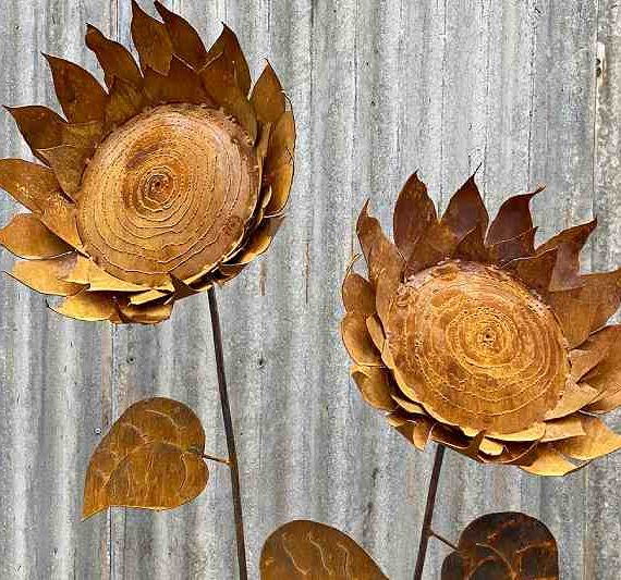Upcycled metal sunflower sculpture in Melbourne, Australia